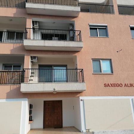Aliki'S Holiday Apartment Лимасол Екстериор снимка